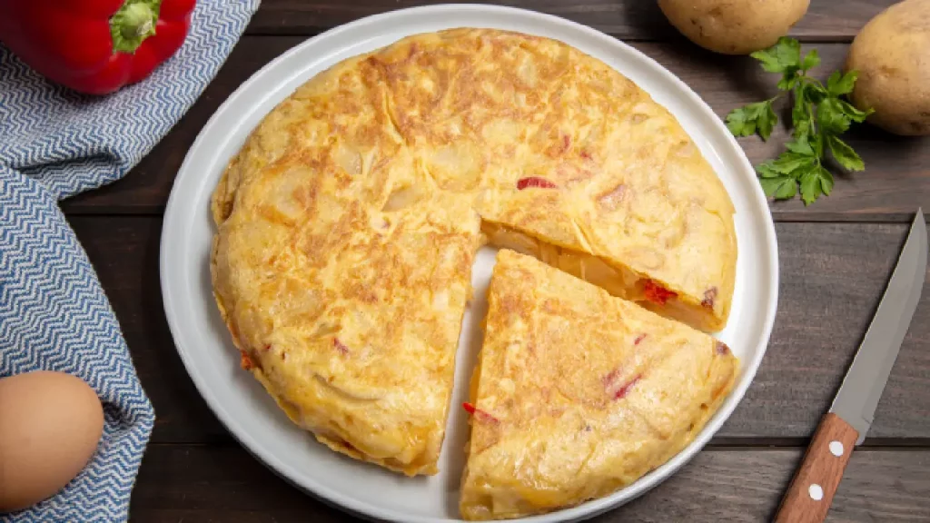 eggs over medium in spanish, torta omelette